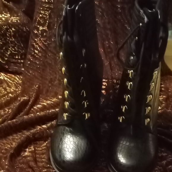 Booties - Picture 1 of 4